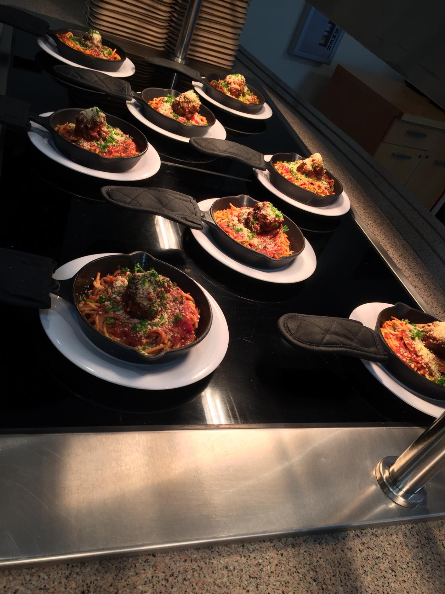 Oak Ridge Skillet Spaghetti and Meatballs